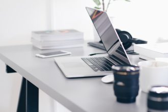 Ce inseamna găzduirea web sau web Hosting, ghid 2025