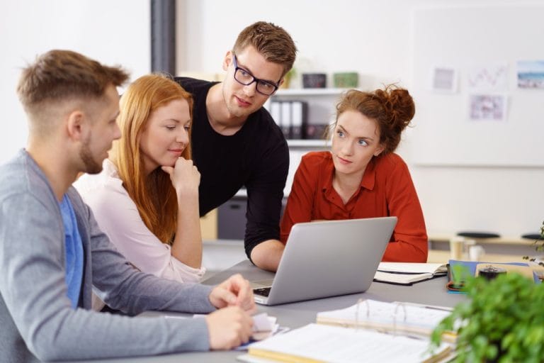 Burse de studii în Europa pentru studenții români în 2025