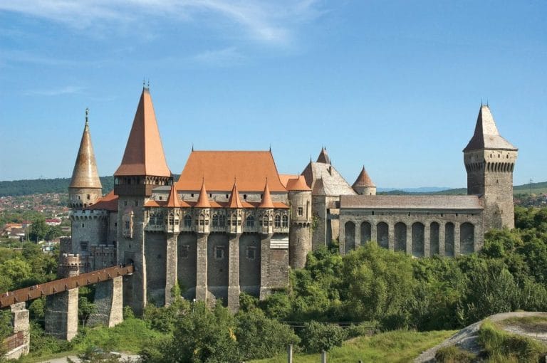 Legende și povești ale castelului Corvinilor din Hunedoara